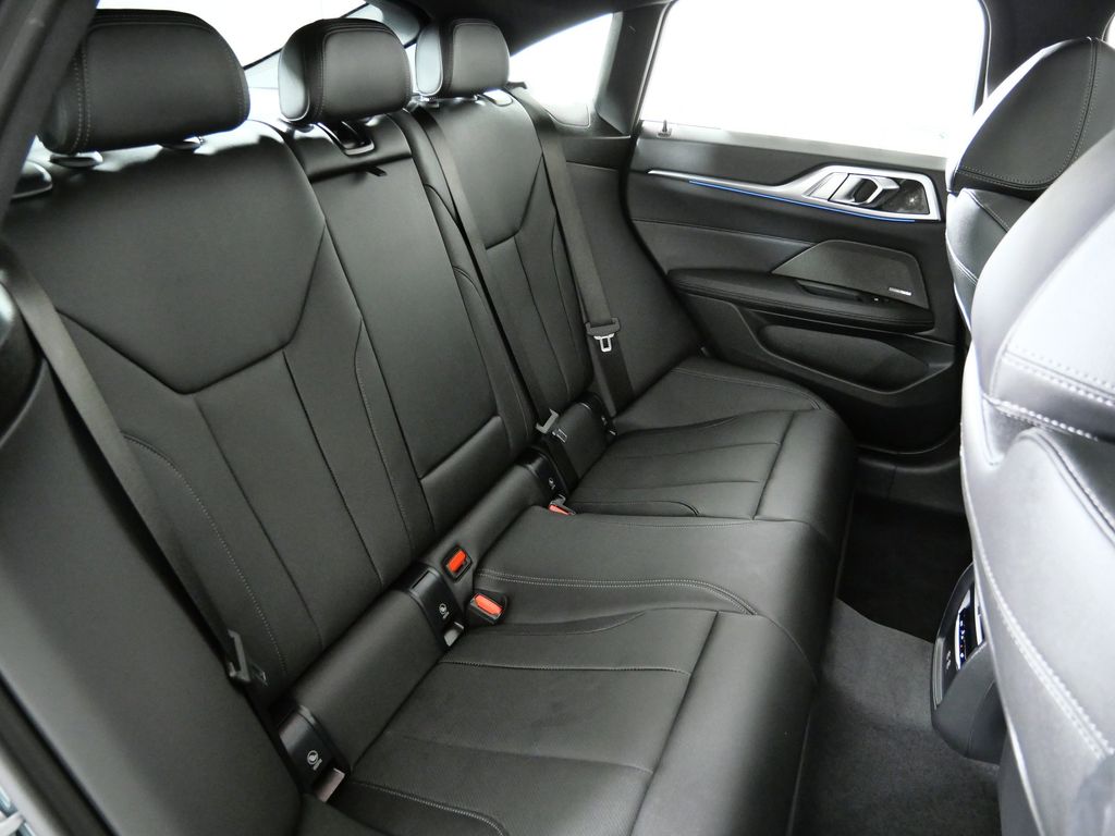 Thumbnail: 2026 BMW i4 - 26