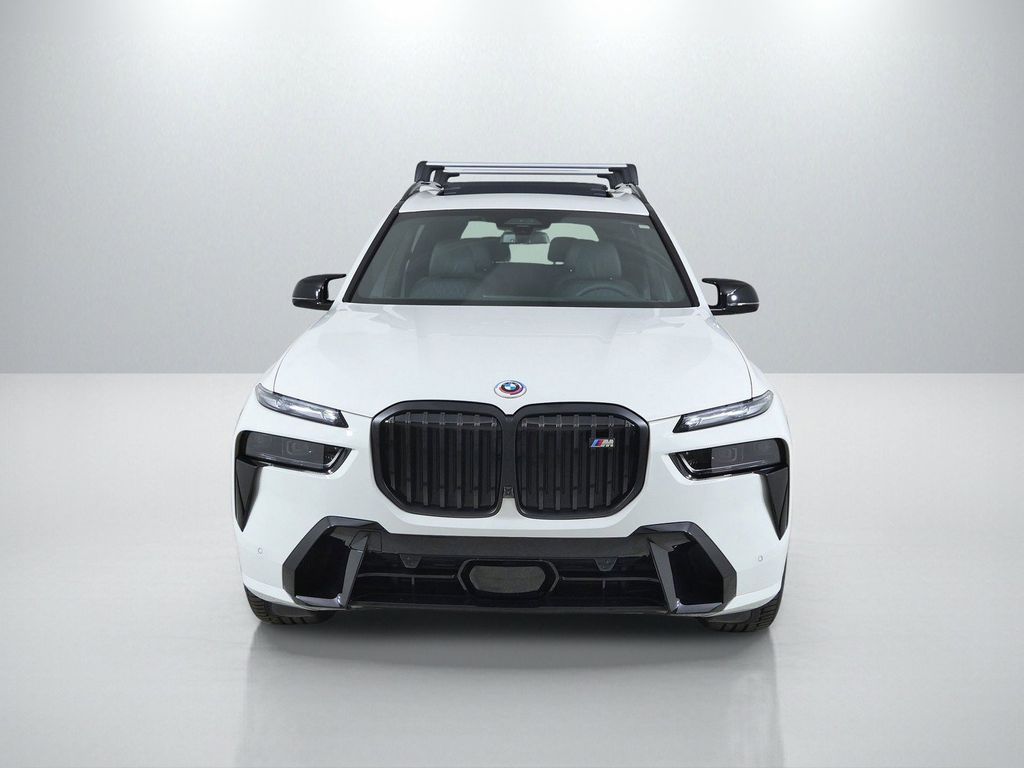 Thumbnail: 2026 BMW X7 - 2