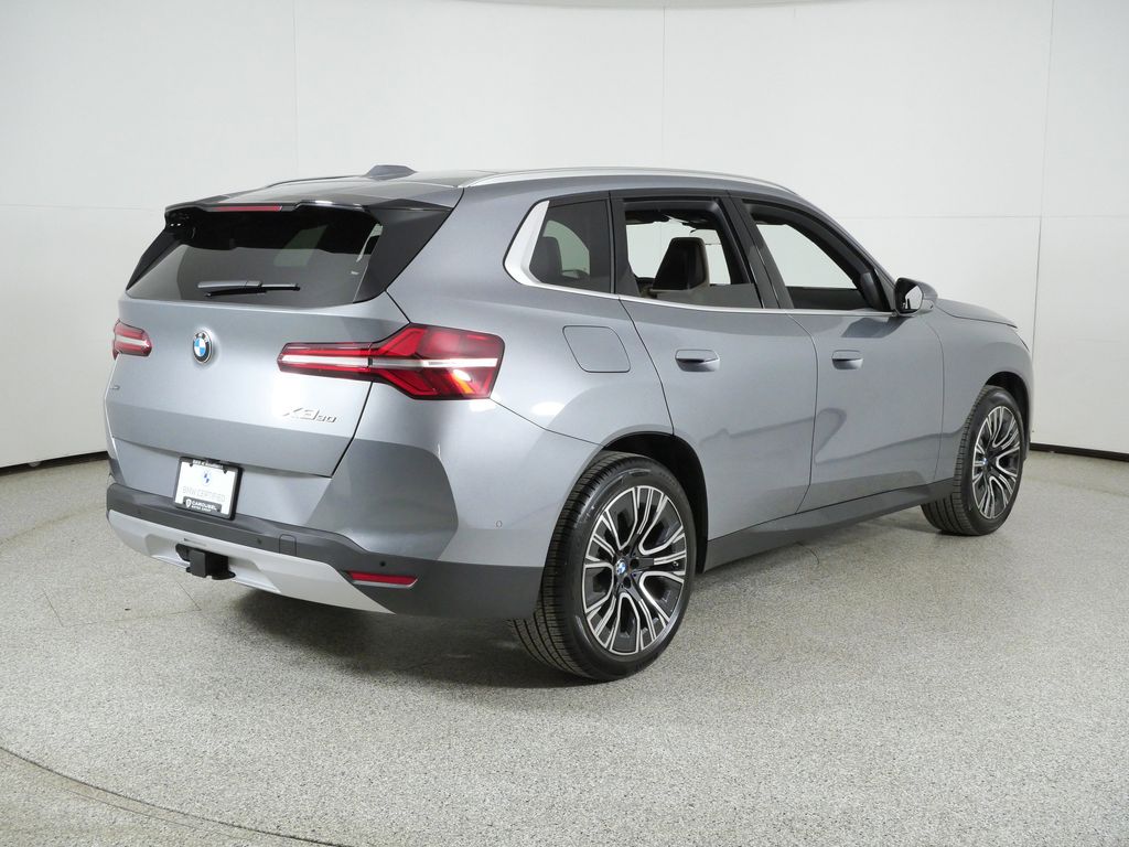 Thumbnail: 2025 BMW X3 - 11