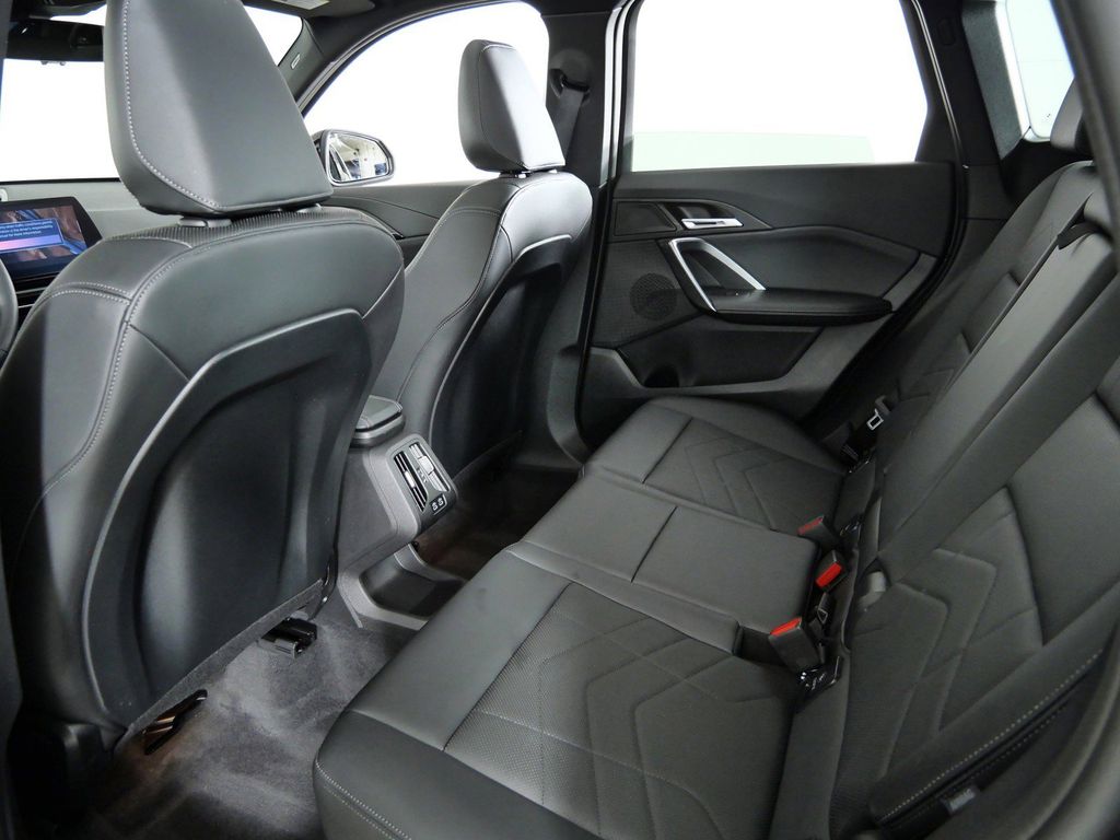 Thumbnail: 2025 BMW X1 - 34