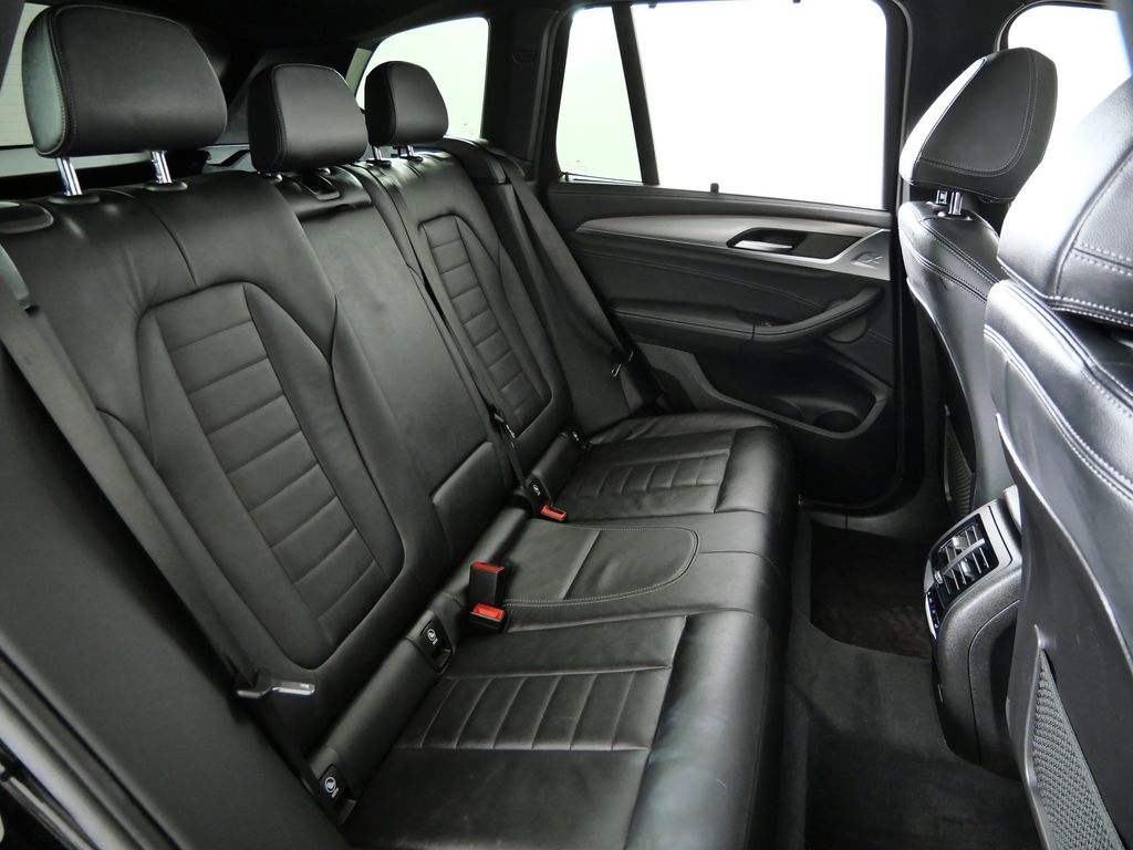 Thumbnail: 2020 BMW X3 - 27