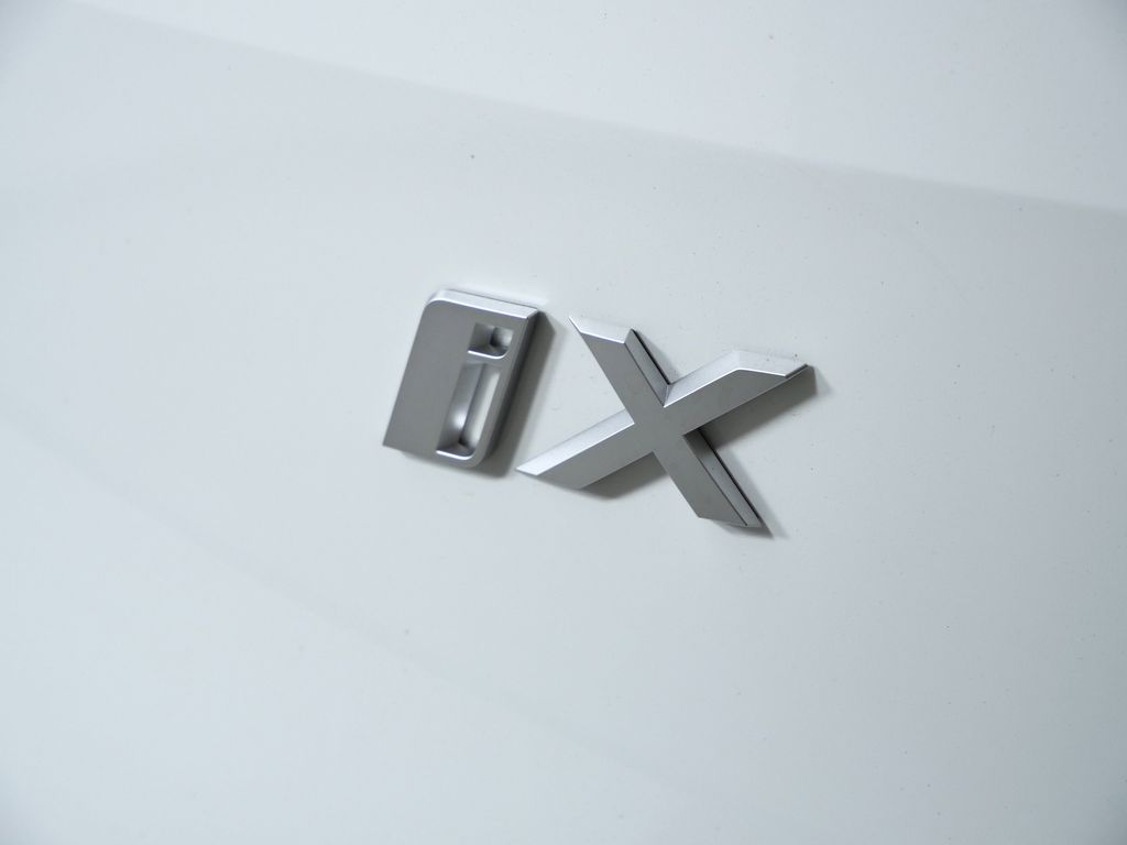 Thumbnail: 2026 BMW iX - 13