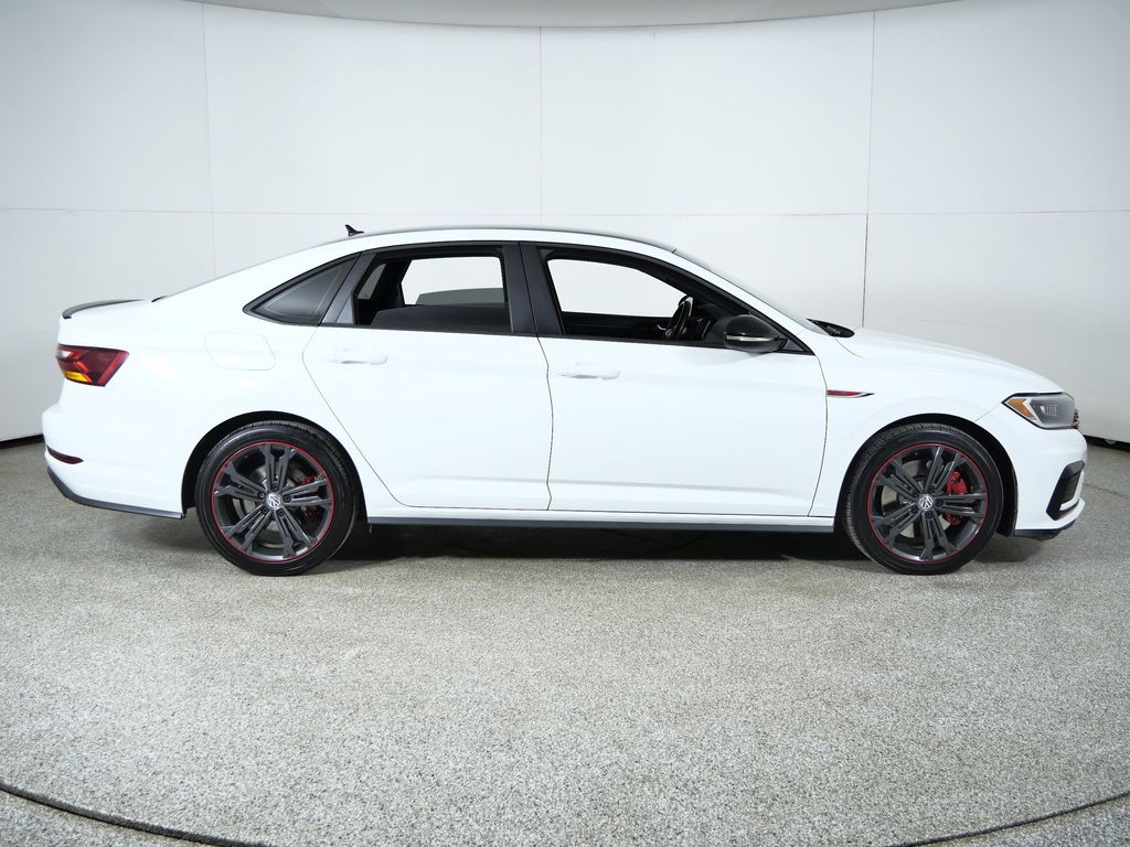 Thumbnail: 2019 Volkswagen Jetta - 9