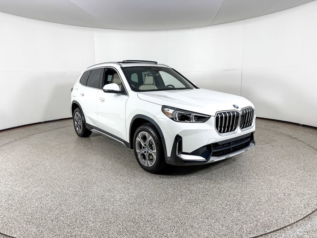 Thumbnail: 2025 BMW X1 - 6