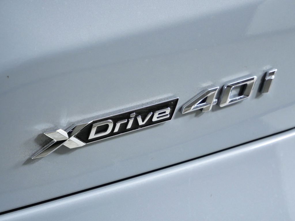 Thumbnail: 2026 BMW X5 - 12