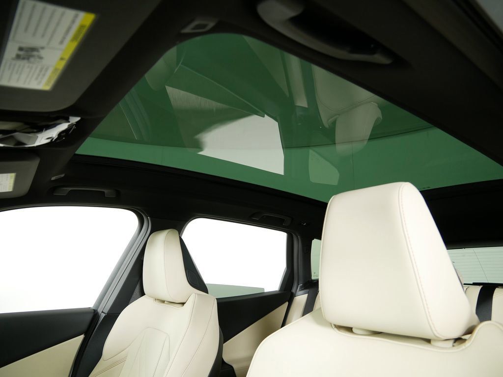 Thumbnail: 2025 BMW X3 - 21