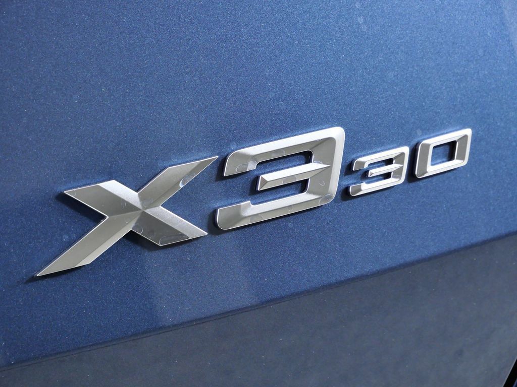 Thumbnail: 2026 BMW X3 - 14