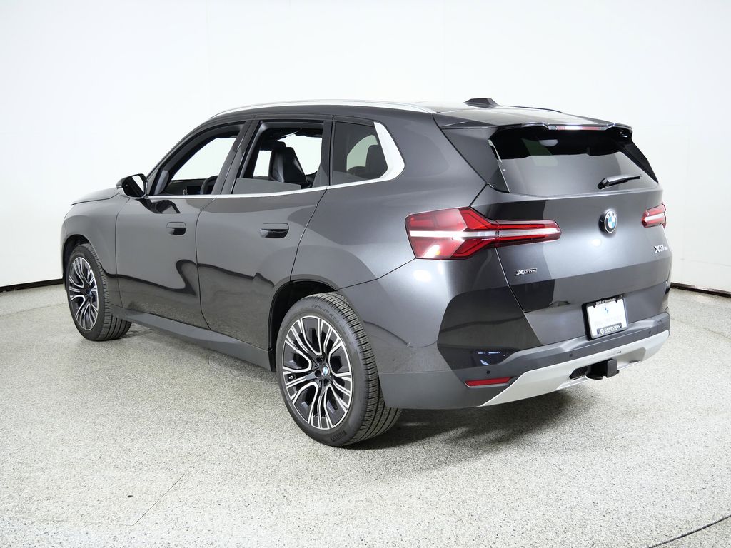 Thumbnail: 2025 BMW X3 - 17