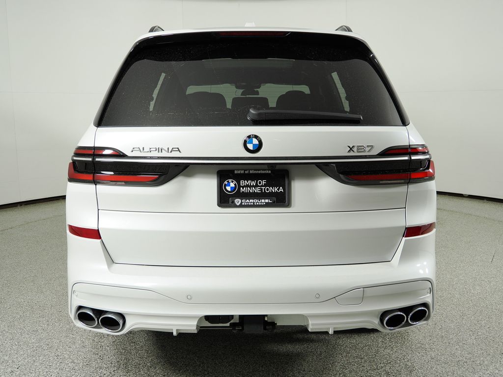 Thumbnail: 2026 BMW X7 - 9