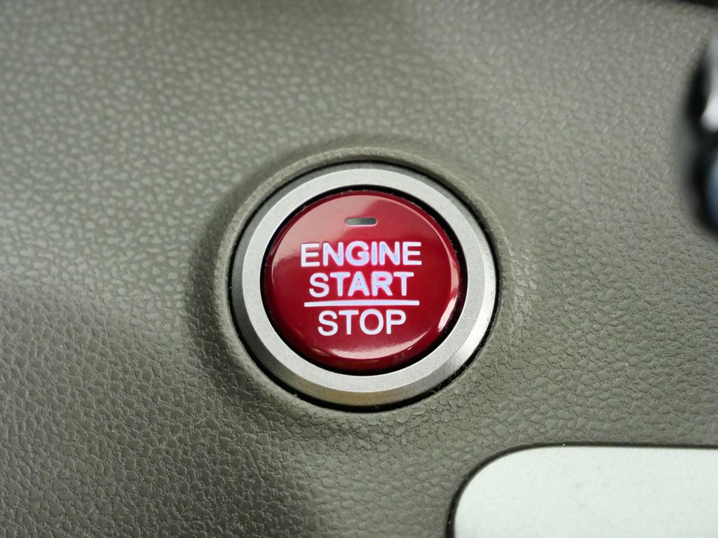 Thumbnail: 2014 Honda Odyssey - 47