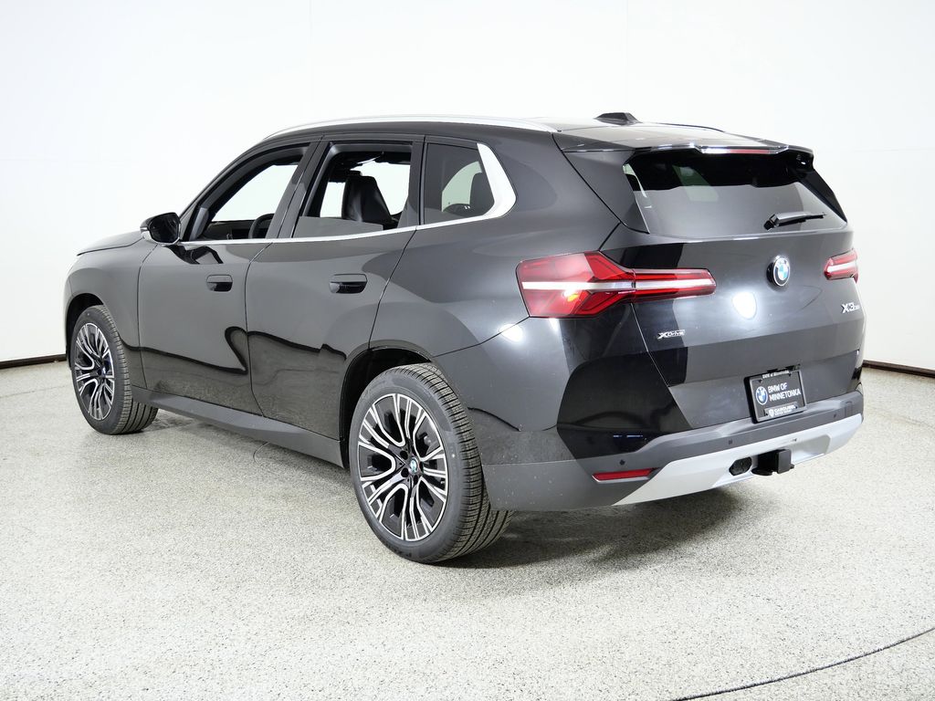 Thumbnail: 2026 BMW X3 - 14