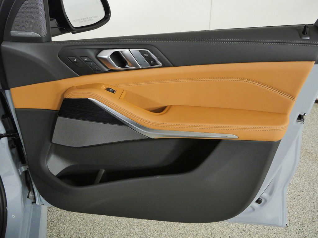 Thumbnail: 2026 BMW X5 - 19