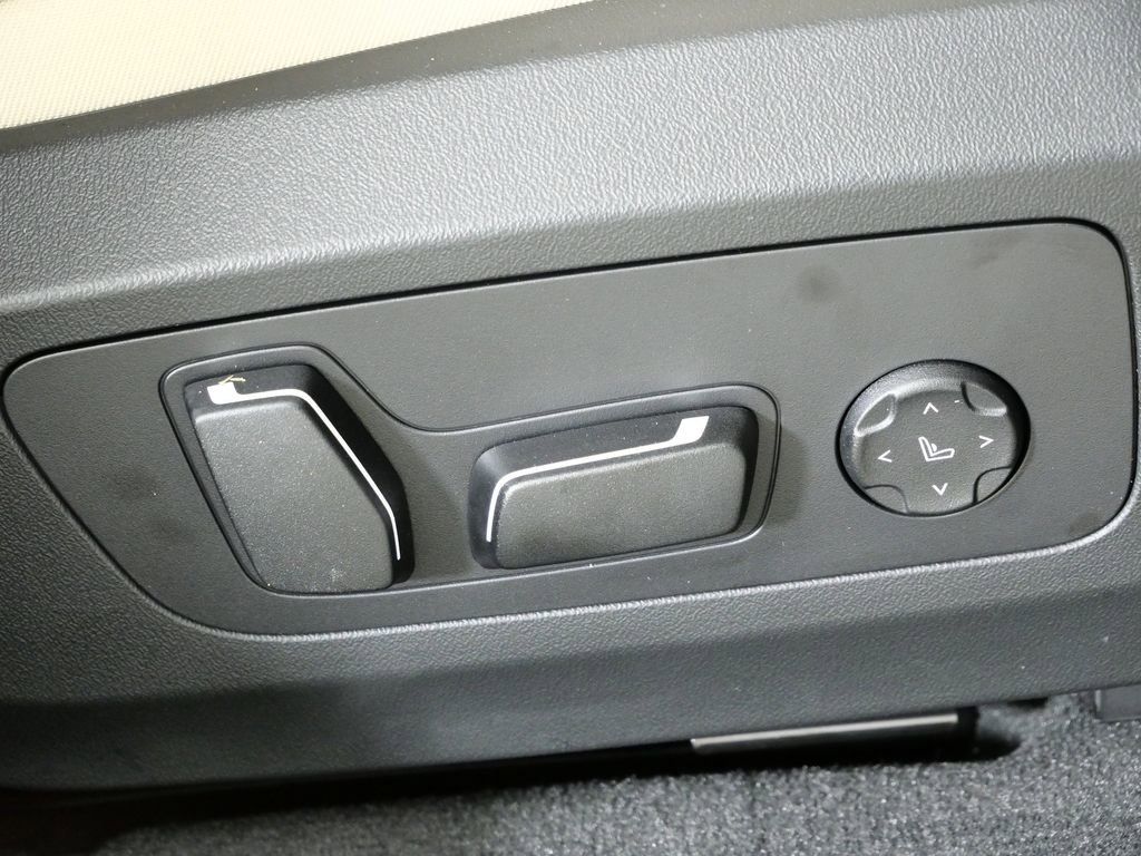 Thumbnail: 2026 BMW X3 - 25