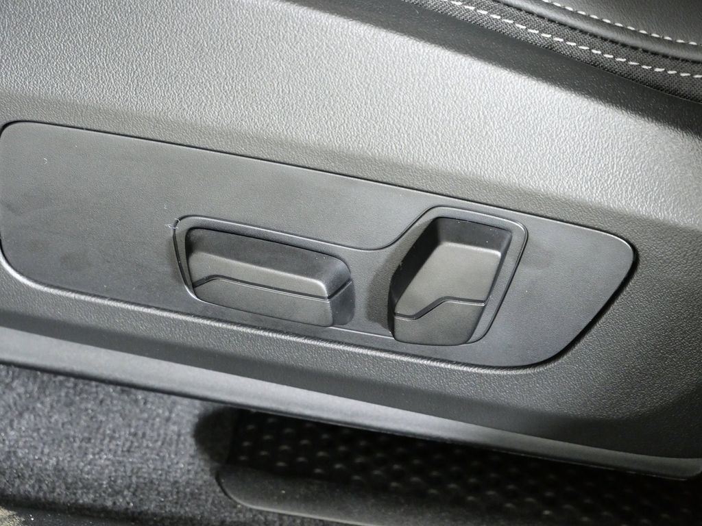 Thumbnail: 2026 BMW X2 - 38