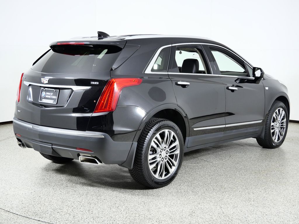 Thumbnail: 2018 Cadillac XT5 - 10