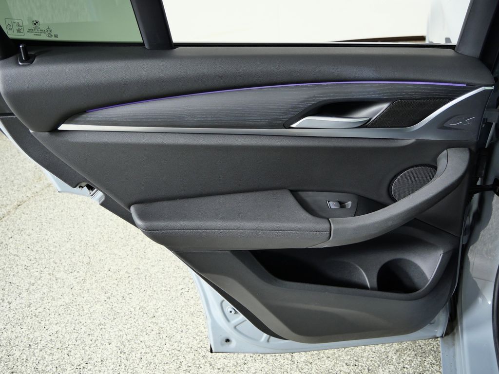 Thumbnail: 2023 BMW X3 - 33