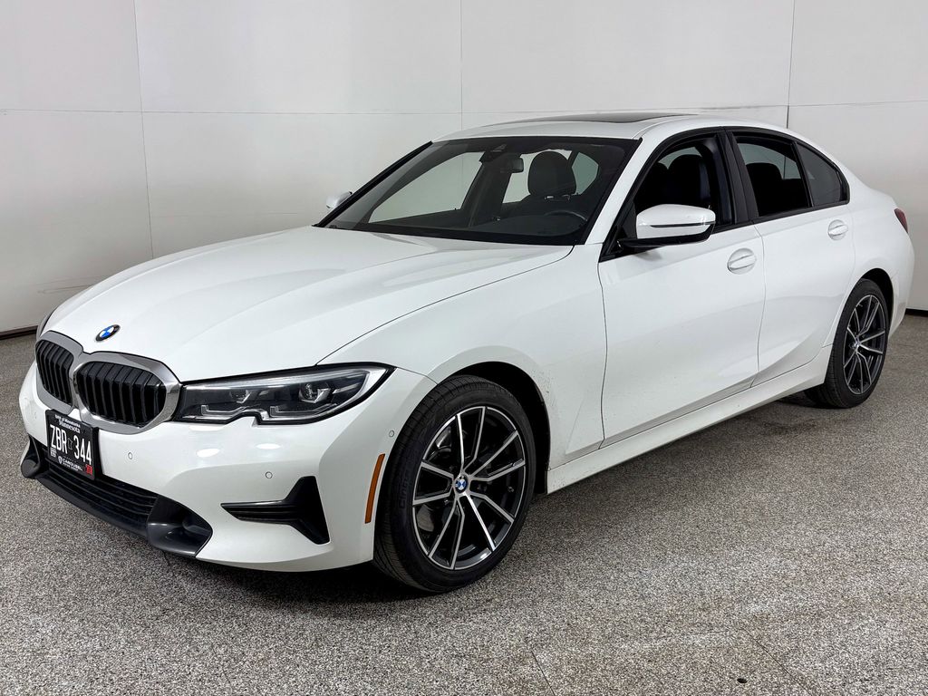 Thumbnail: 2022 BMW 3 Series - 1