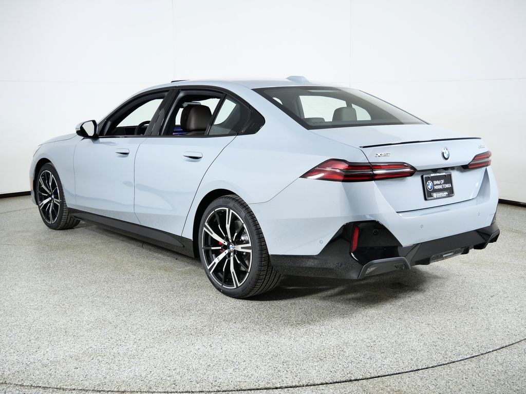 Thumbnail: 2026 BMW 5 Series - 14