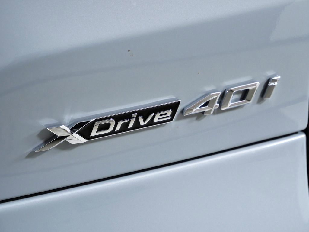 Thumbnail: 2026 BMW X5 - 14