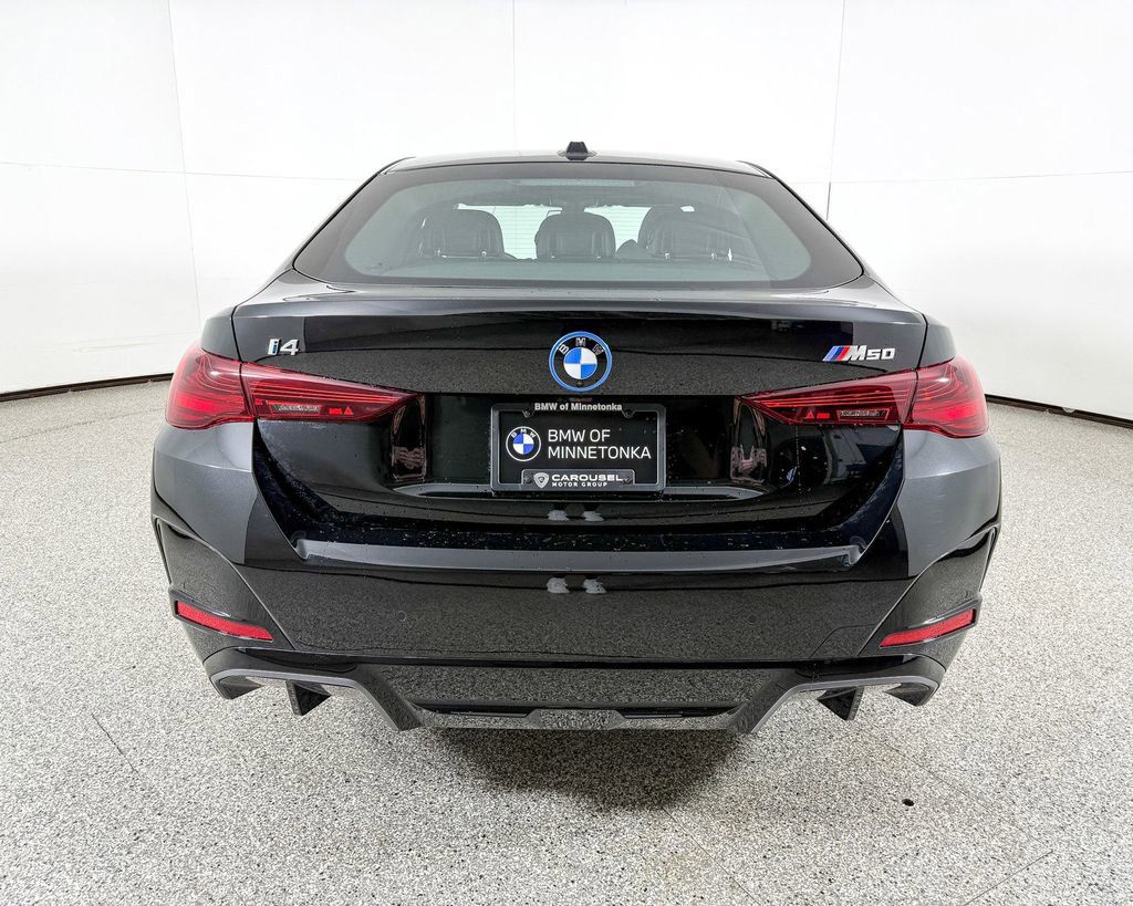 Thumbnail: 2025 BMW i4 - 16