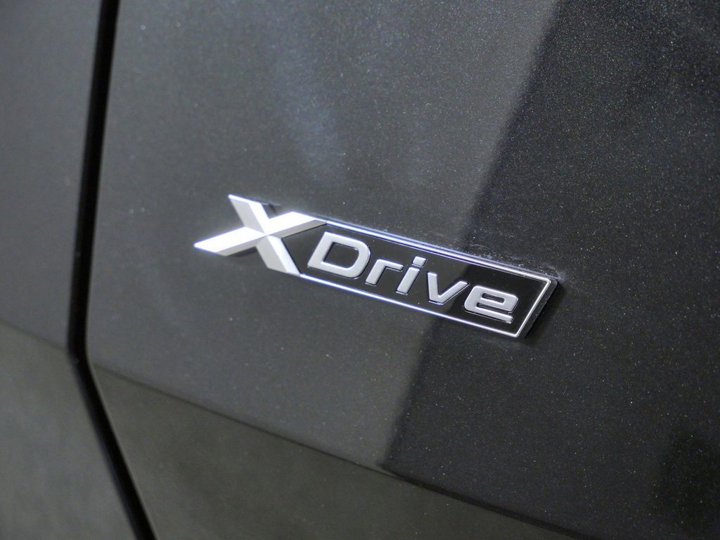 Thumbnail: 2026 BMW X3 - 13
