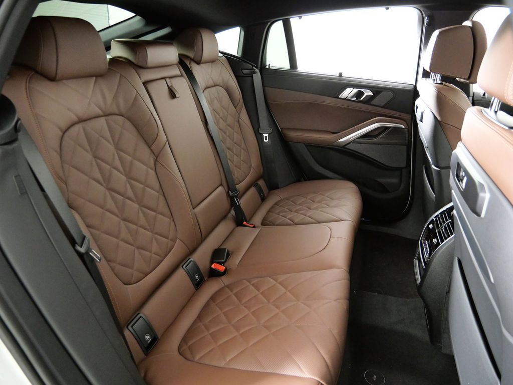 Thumbnail: 2026 BMW X6 - 27