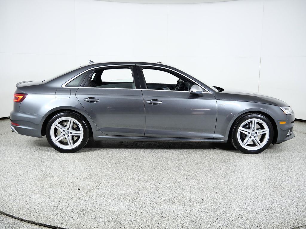 Thumbnail: 2018 Audi S4 - 9