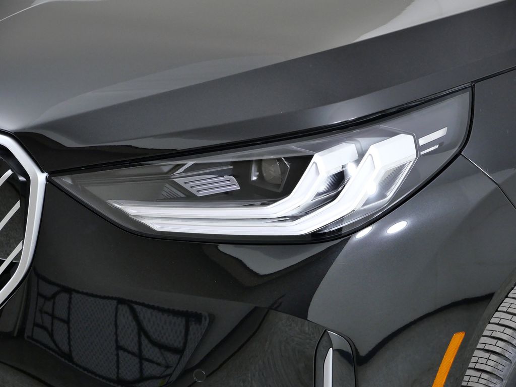 Thumbnail: 2026 BMW X3 - 3