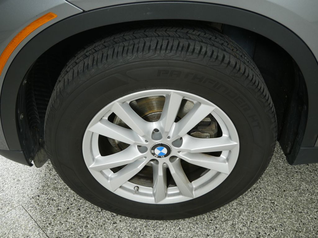 Thumbnail: 2015 BMW X5 - 18