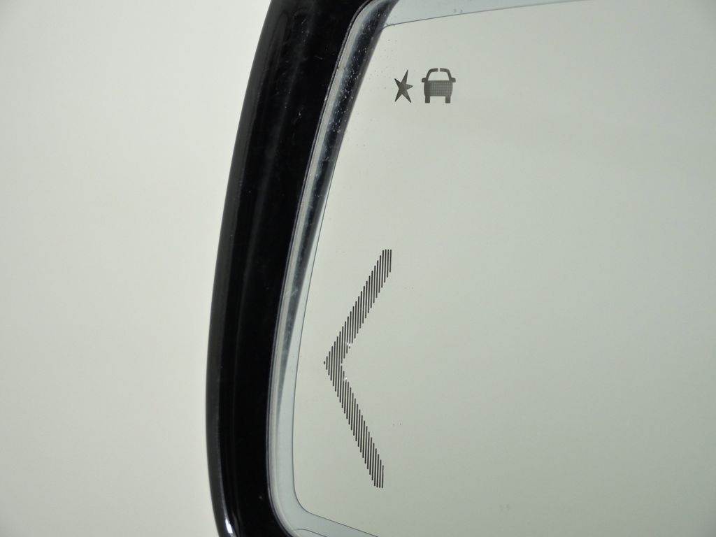 Thumbnail: 2018 GMC Yukon XL - 38