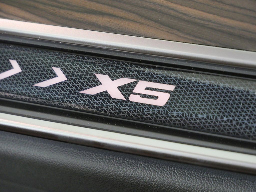 Thumbnail: 2026 BMW X5 - 24