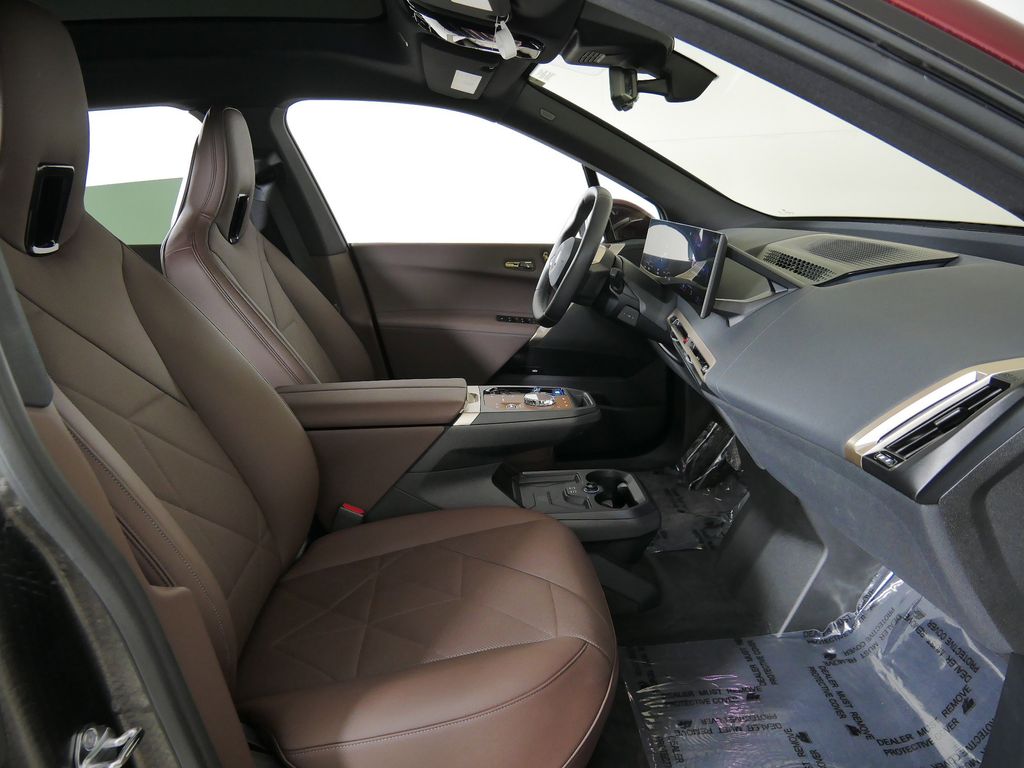 Thumbnail: 2023 BMW iX - 24
