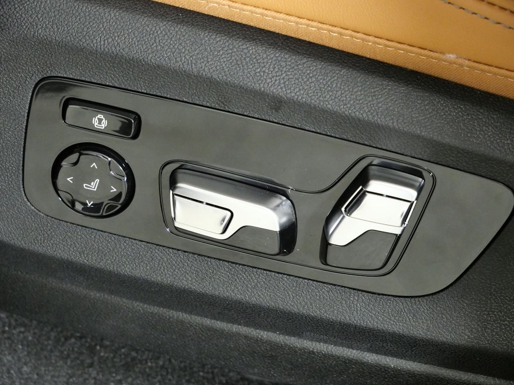 Thumbnail: 2026 BMW X5 - 39