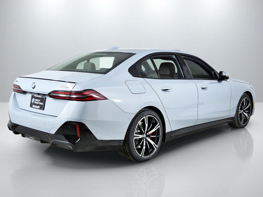 Thumbnail: 2026 BMW 5 Series - 9