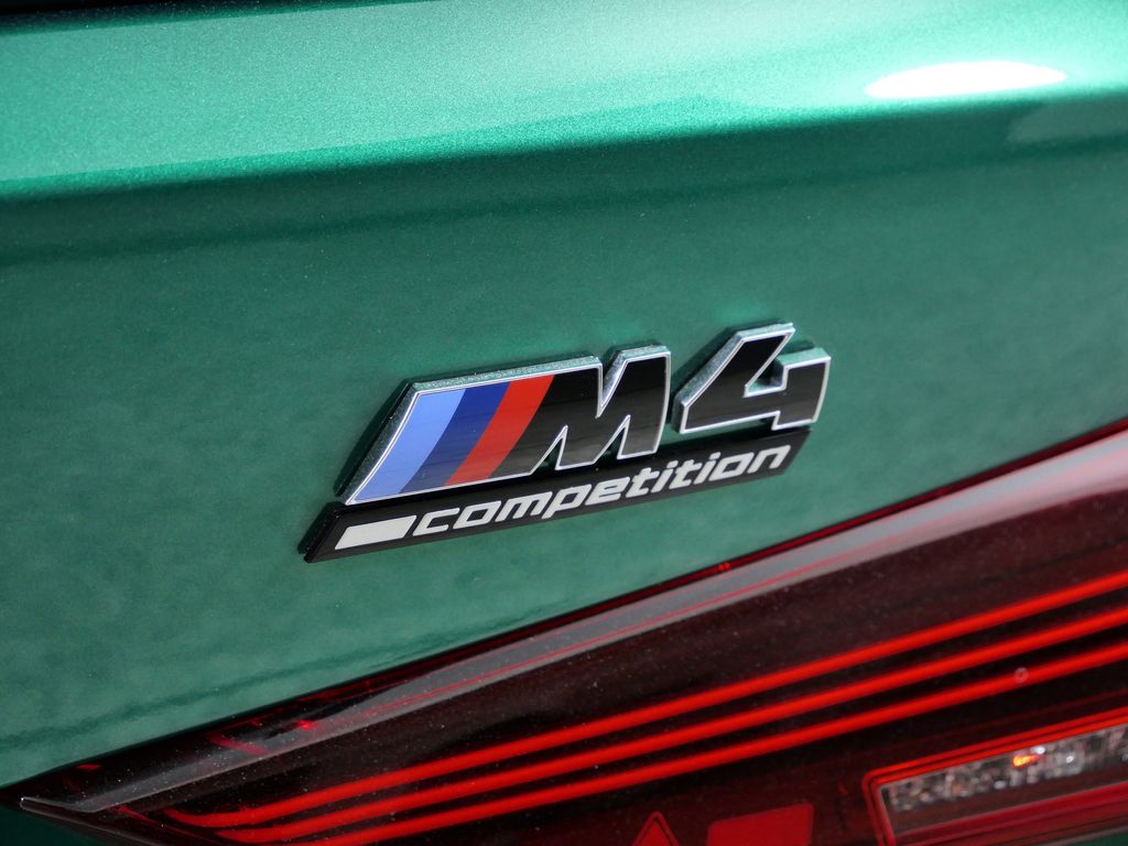 Thumbnail: 2026 BMW M4 - 12