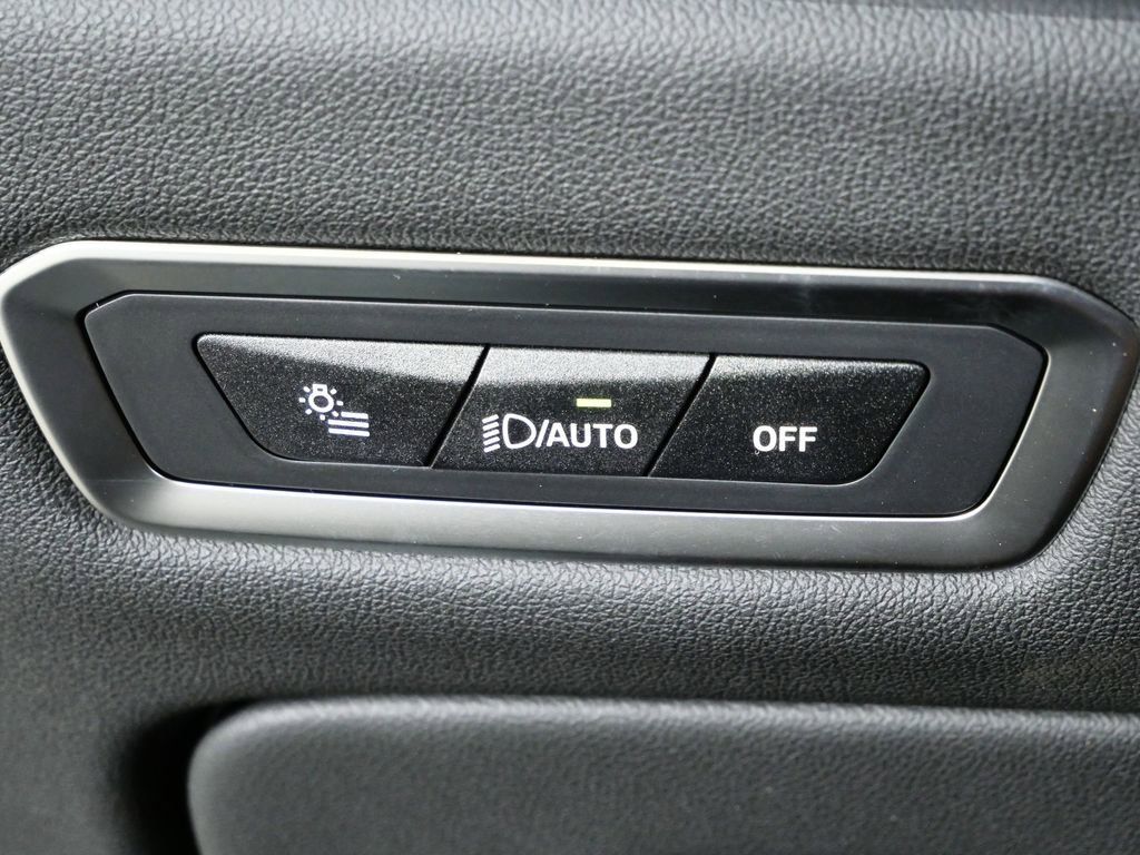 Thumbnail: 2026 BMW X7 - 42