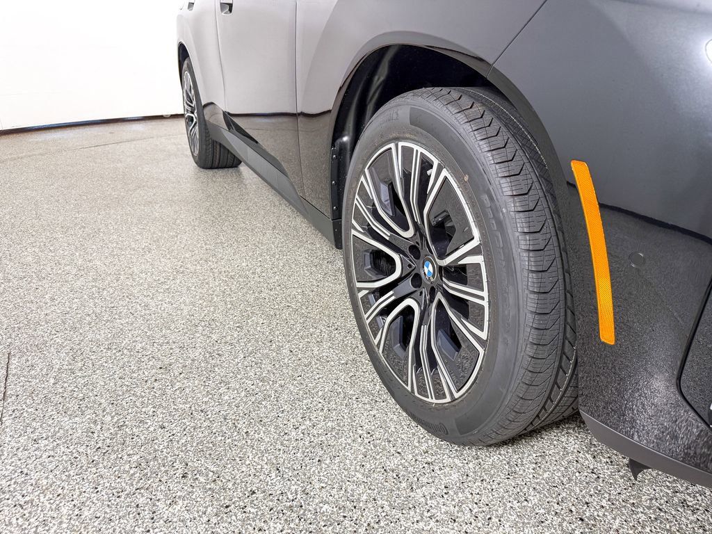 Thumbnail: 2025 BMW X3 - 11