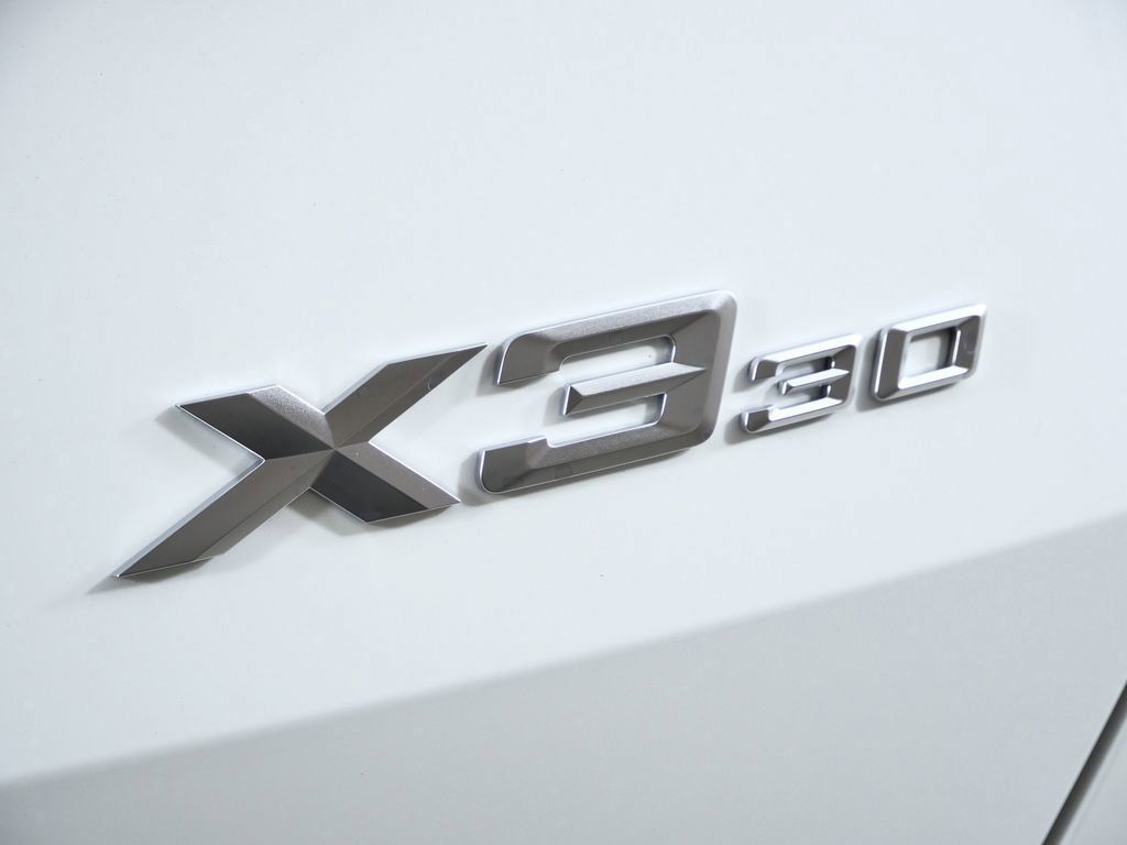 Thumbnail: 2026 BMW X3 - 14