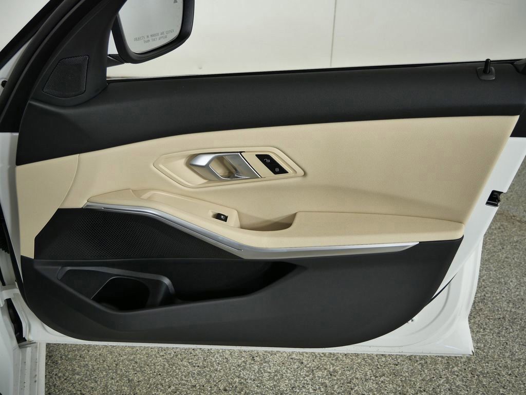 Thumbnail: 2026 BMW 3 Series - 20