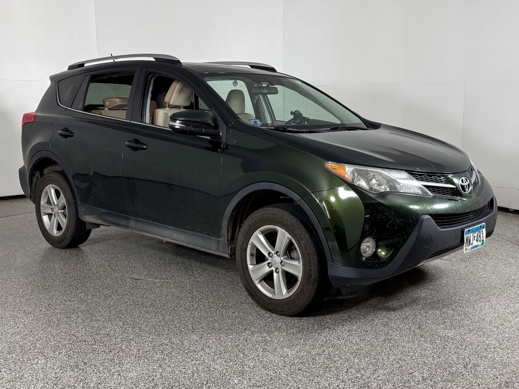 Thumbnail: 2013 Toyota RAV4 - 4