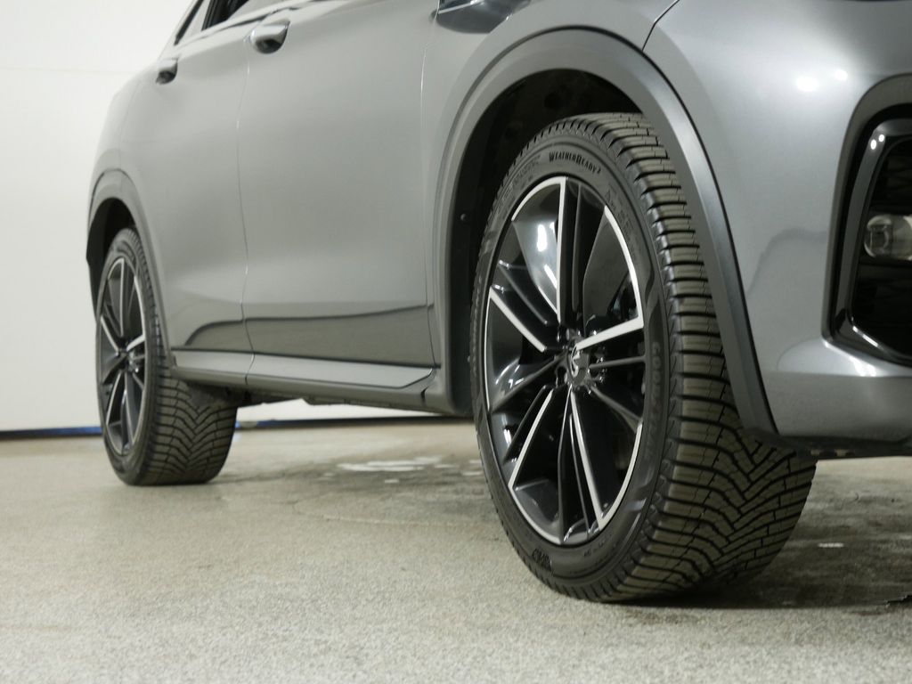 Thumbnail: 2022 INFINITI QX55 - 6