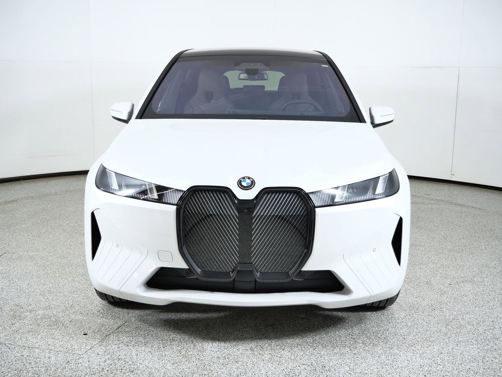 Thumbnail: 2026 BMW iX - 2