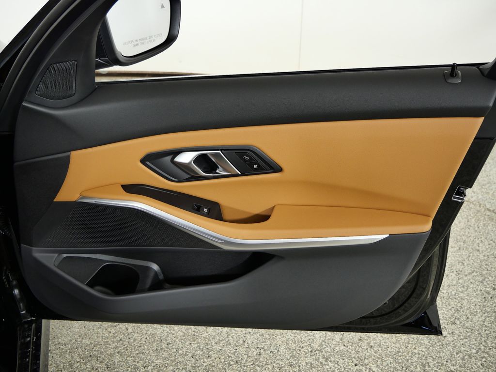 Thumbnail: 2026 BMW 3 Series - 19