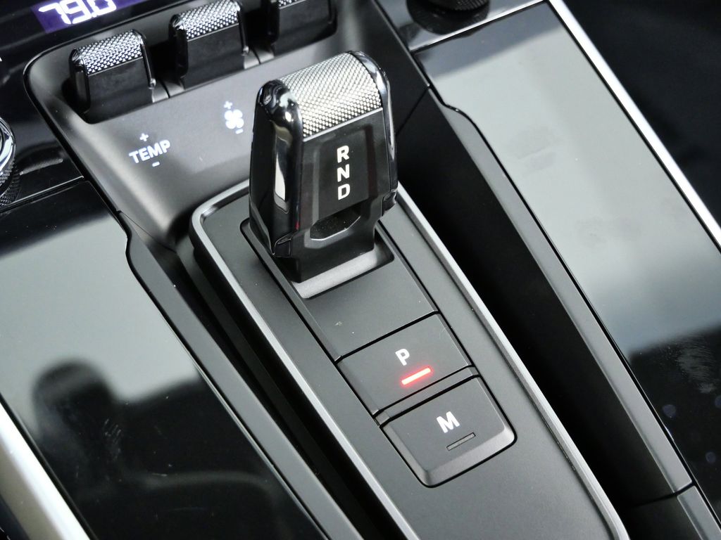 Thumbnail: 2023 Porsche 911 - 42