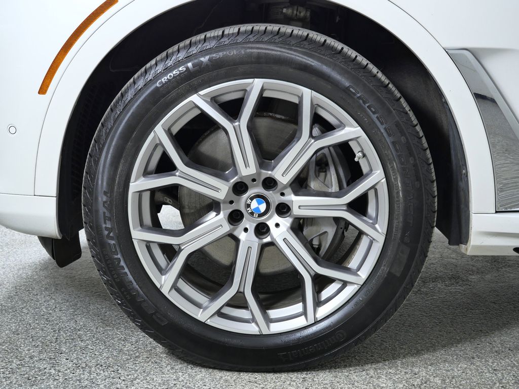 Thumbnail: 2019 BMW X7 - 18