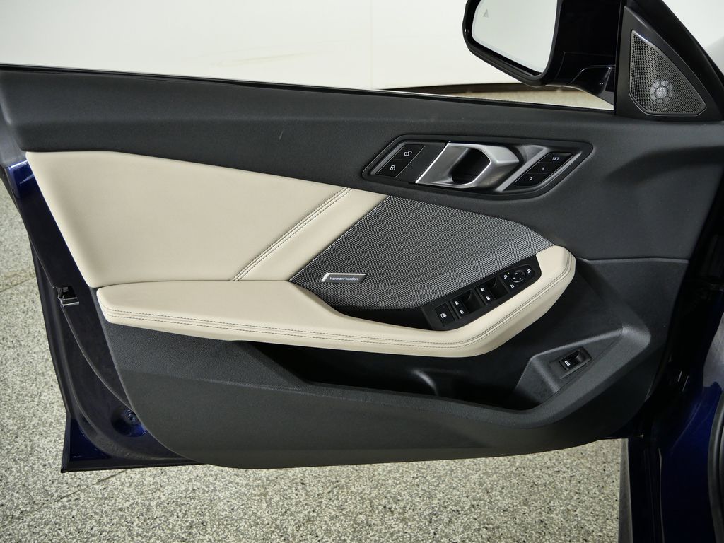 Thumbnail: 2025 BMW 2 Series - 35