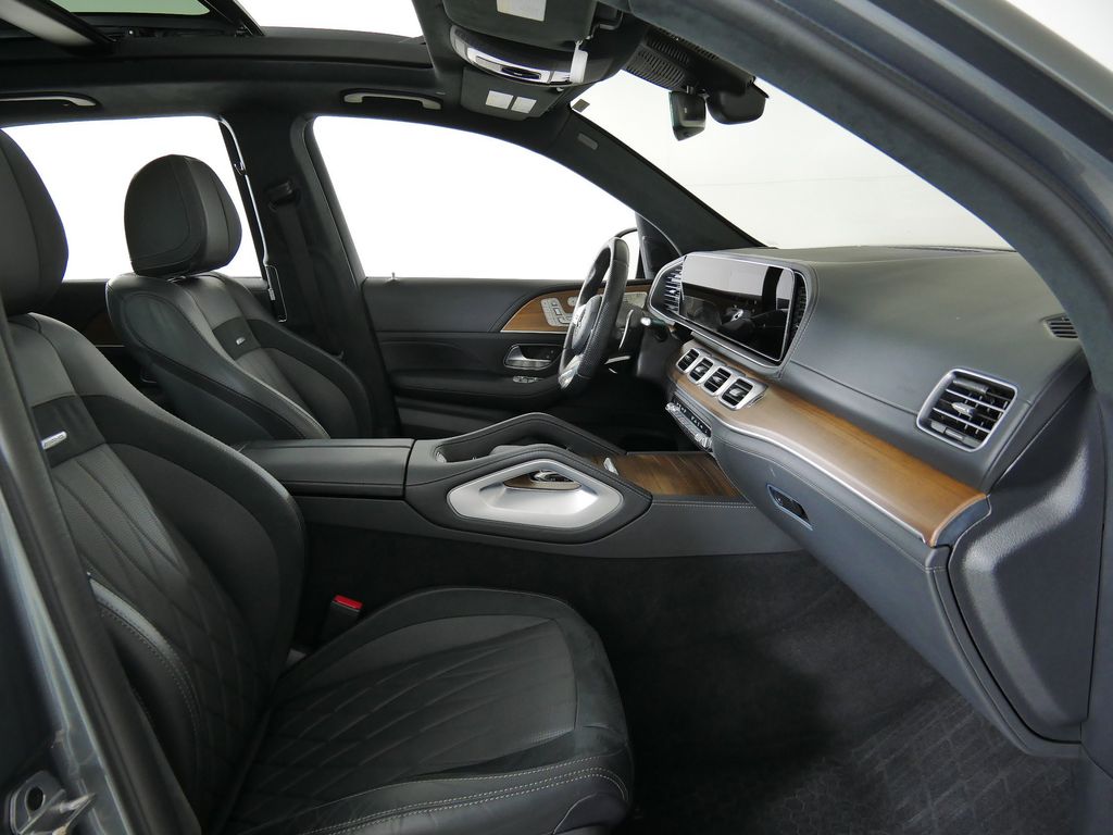 Thumbnail: 2023 Mercedes-Benz GLE - 21