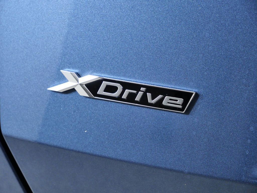 Thumbnail: 2026 BMW X3 - 14