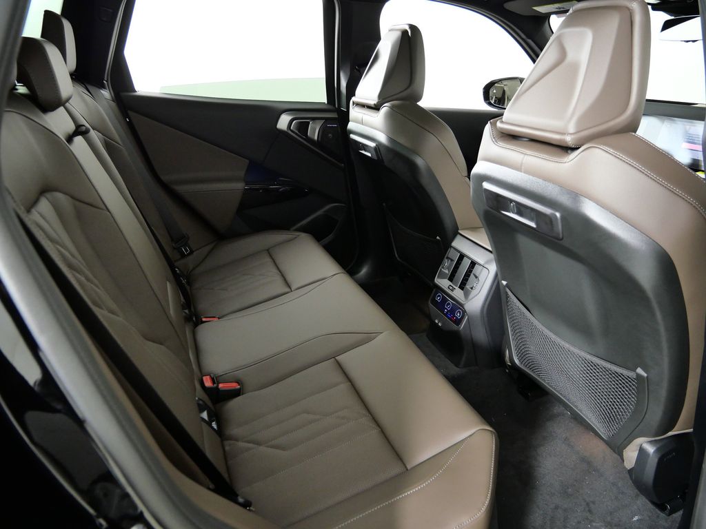 Thumbnail: 2026 BMW X3 - 26