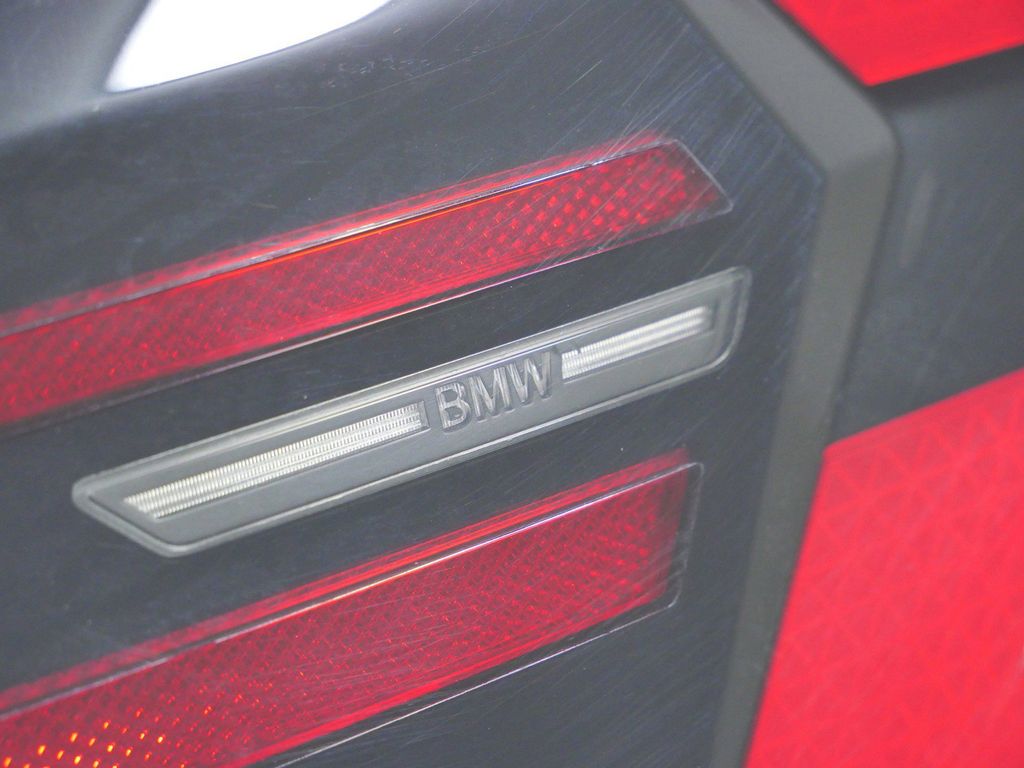 Thumbnail: 2026 BMW X5 - 18
